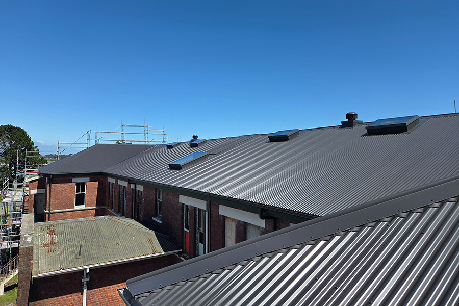 New roof for Hokitika Government Building
