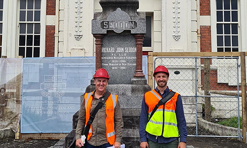 Duval and Nic in front of Hokitika Government Building