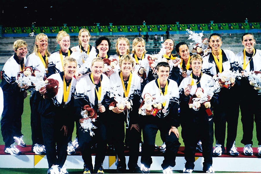 Jenny in the 1998 Commonweath Games Medal-winning team